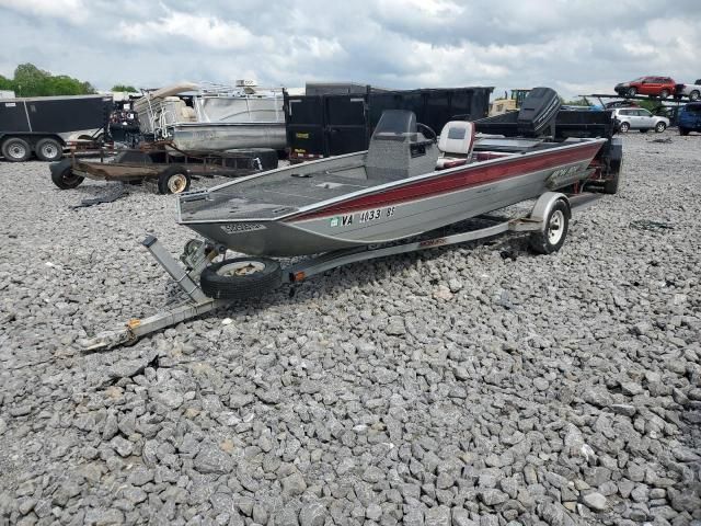 1994 Monark Boat