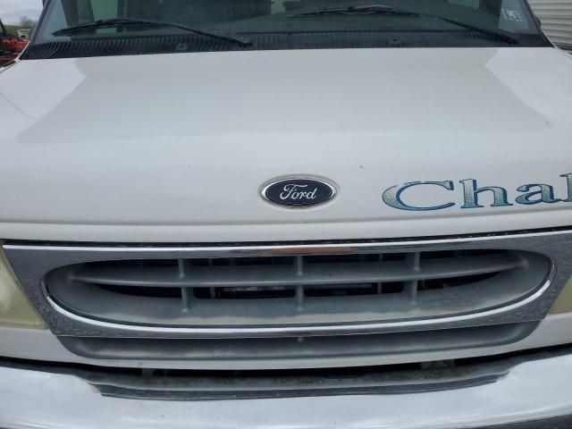 2001 Ford Econoline E450 Super Duty Cutaway Van