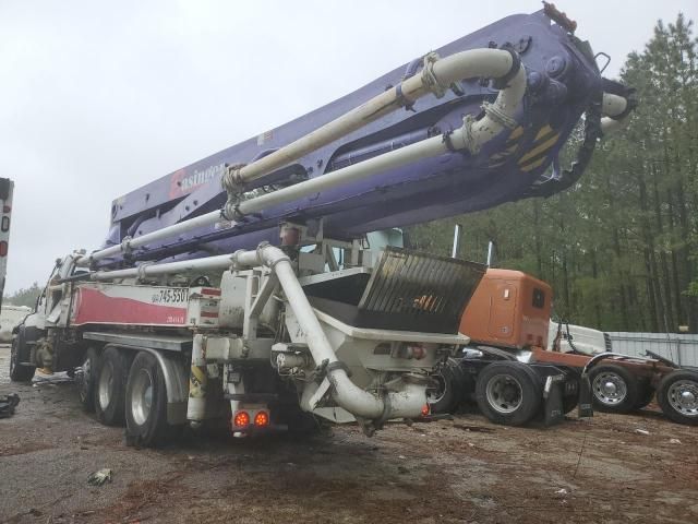 2019 Freightliner 114SD Concrete Pump Truck