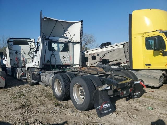 2022 Mack Anthem Semi Truck