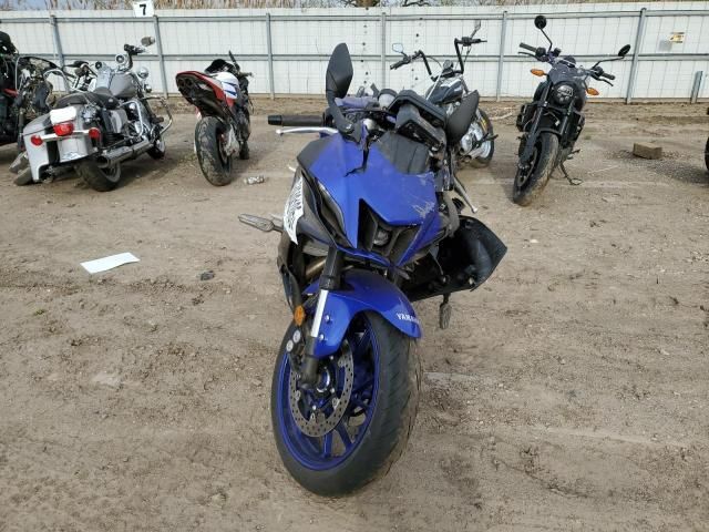 2024 Yamaha YZFR7