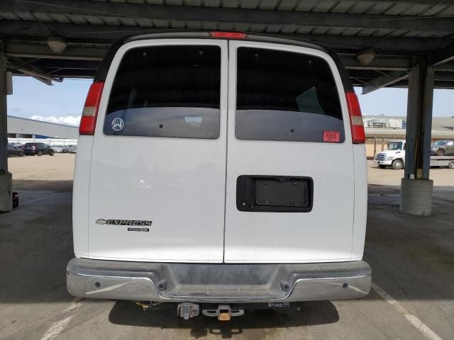 2016 Chevrolet Express G2500 LT