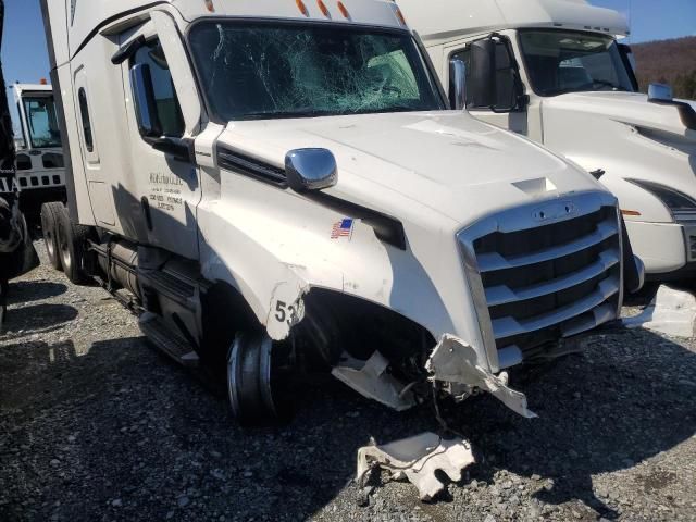 2023 Freightliner Cascadia Semi Truck