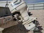2000 Crestliner Boat