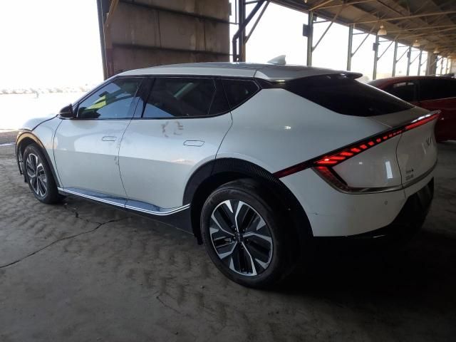 2024 KIA EV6 Light