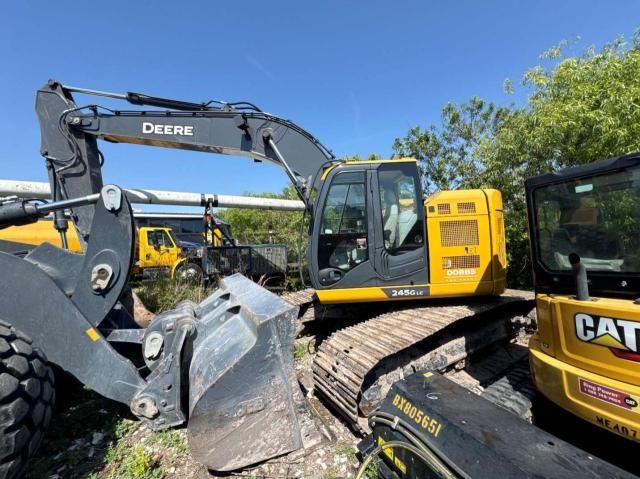 2022 John Deere 245