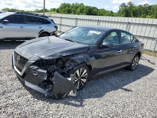 2021 Nissan Altima SV