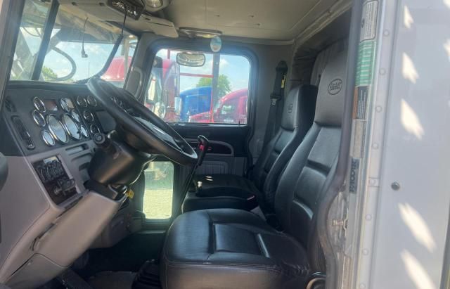 2017 Peterbilt 389