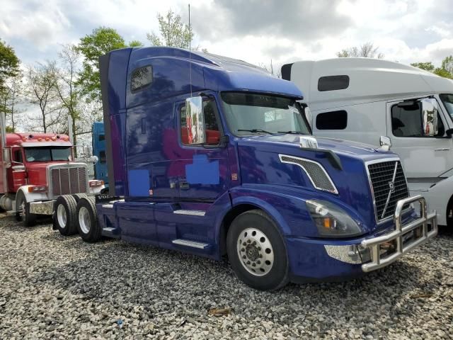 2018 Volvo VNL Semi Truck