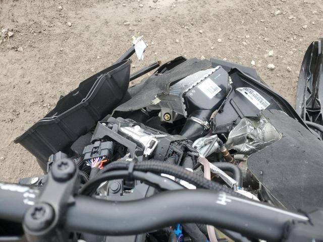 2025 Skidoo 2025 Skidoo Snowmobile