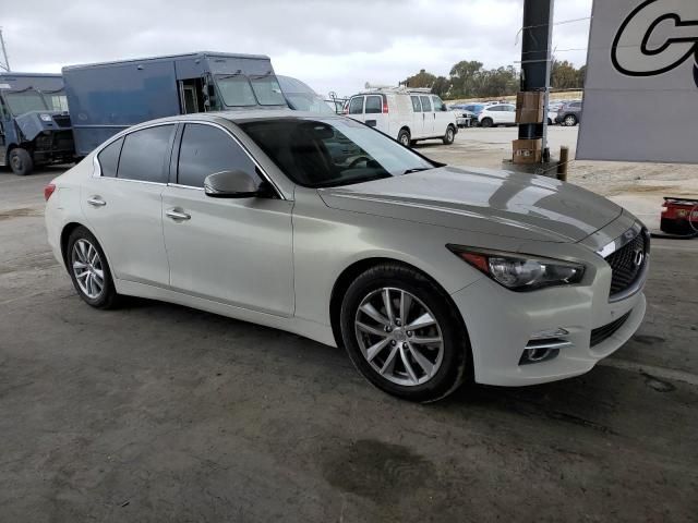 2015 Infiniti Q50 Base