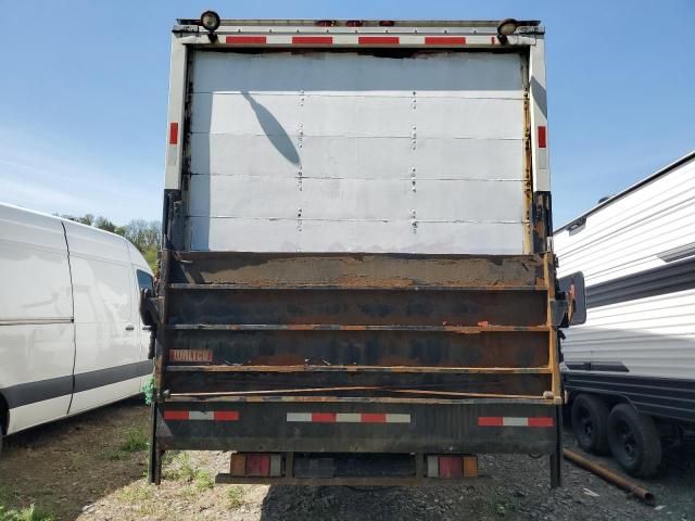 2013 Isuzu BOX Truck