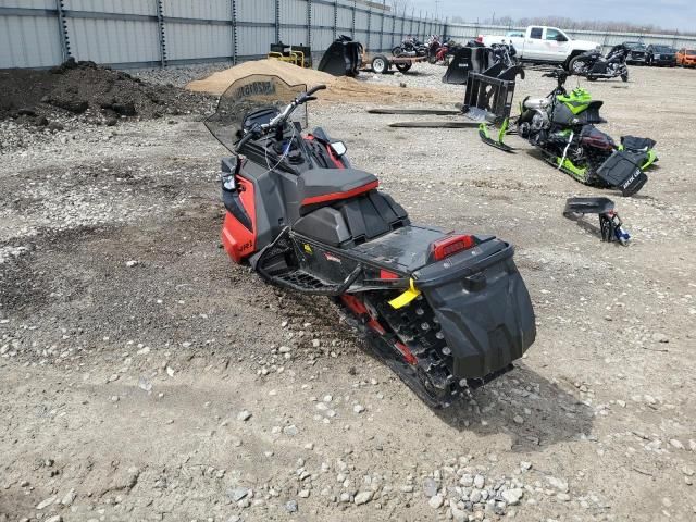2022 Polaris Indy