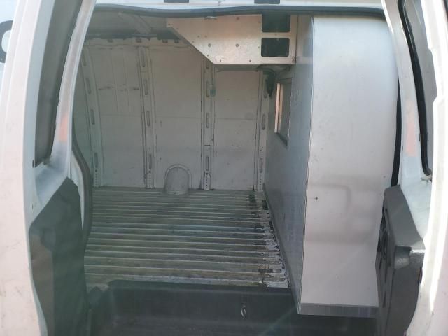2013 Chevrolet Express G2500