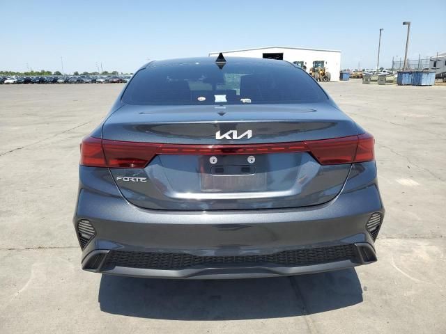2023 KIA Forte LX
