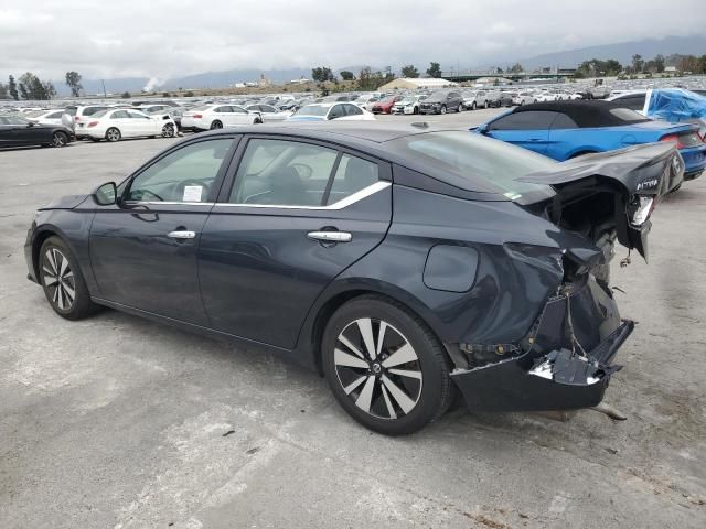 2022 Nissan Altima SV