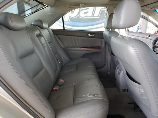 2004 Toyota Camry LE