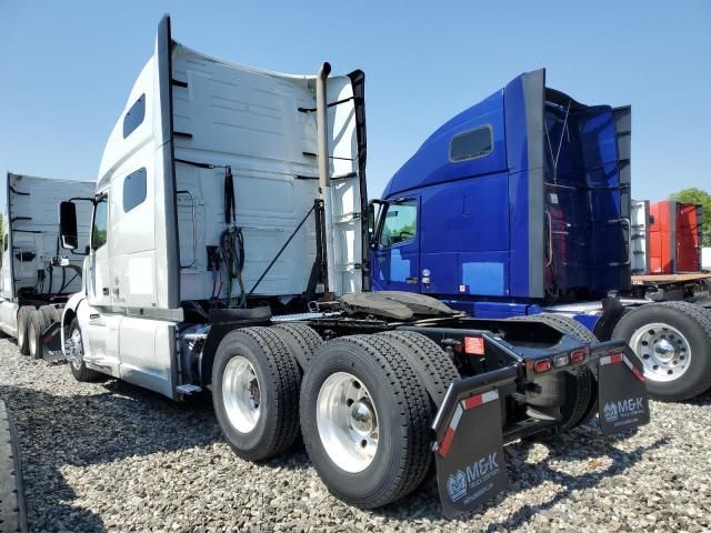 2020 Volvo VNL Semi Truck