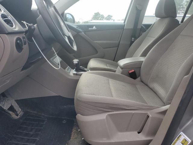 2010 Volkswagen Tiguan SE