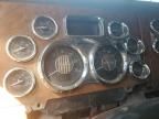 2008 Peterbilt 389 Semi Truck