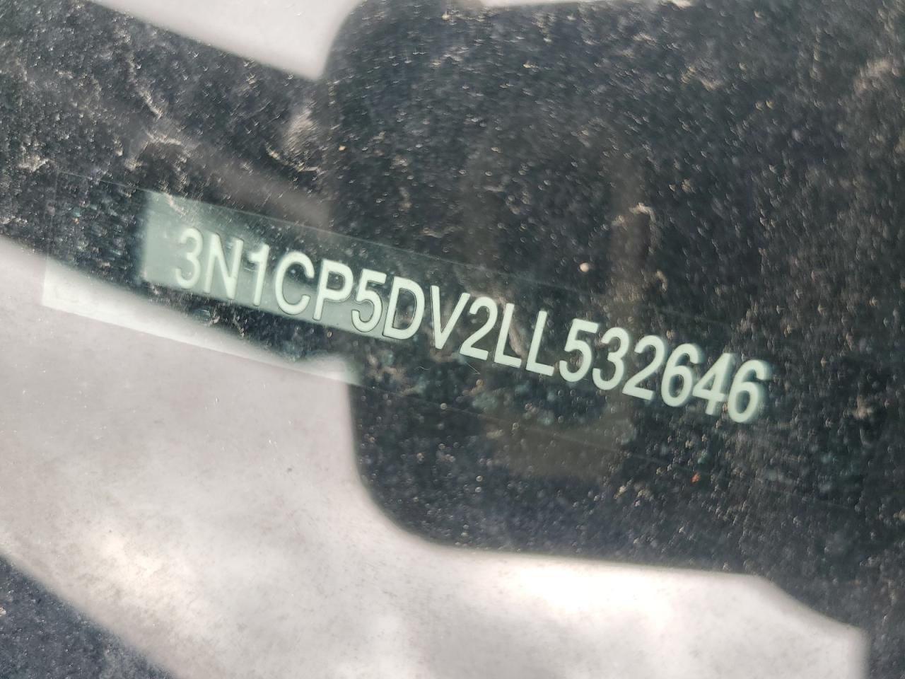 2020 Nissan Kicks sr