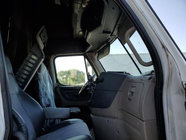 2018 Freightliner Cascadia 125 Semi Truck