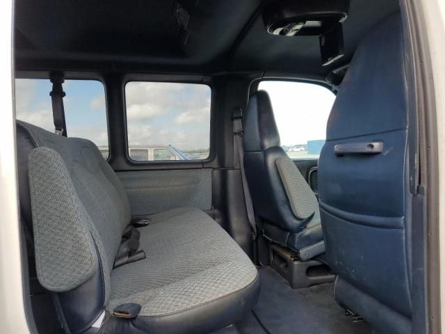 2000 GMC Savana G3500