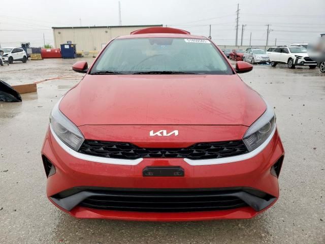 2023 KIA Forte LX