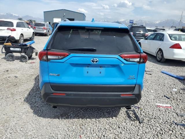 2020 Toyota Rav4 XLE