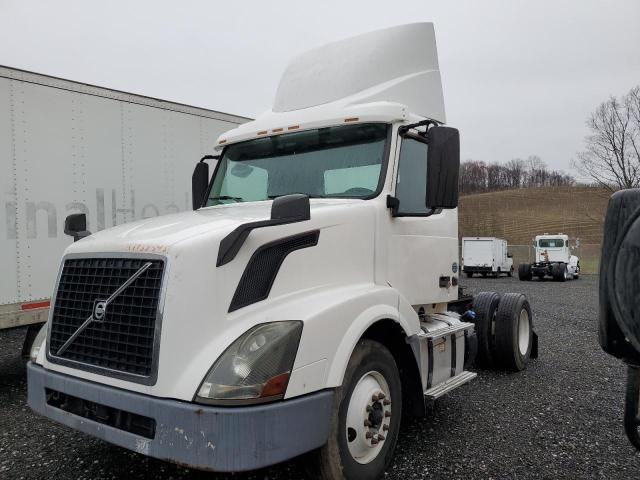 2016 Volvo VN Semi Truck