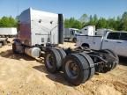 2015 Peterbilt 579 Semi Truck
