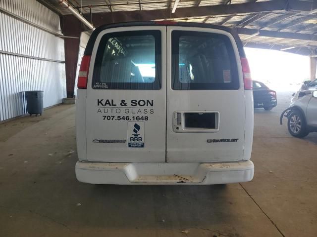 2003 Chevrolet Express G2500