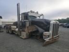 2010 Peterbilt 389 Semi Truck