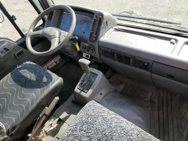 2004 Hino FB FB1817