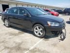 2015 Volkswagen Passat SE