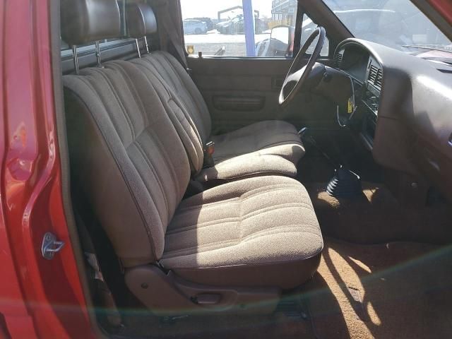 1989 Toyota Pickup 1 TON Long BED DLX
