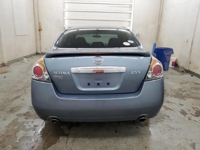 2010 Nissan Altima Base