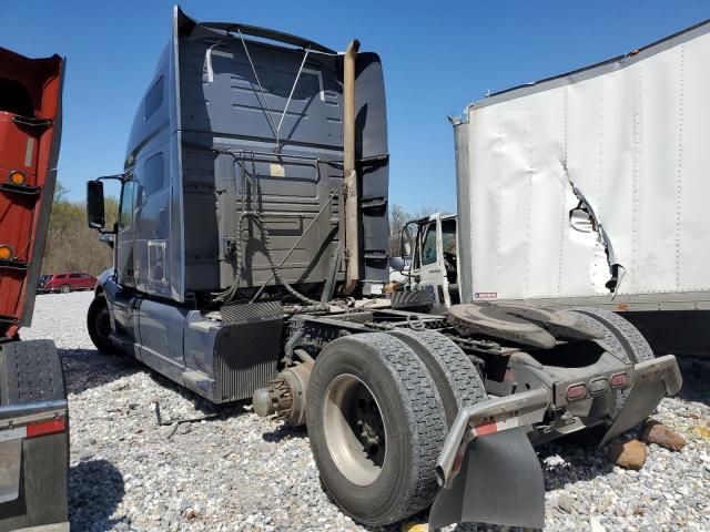 2019 Volvo VNL Semi Truck