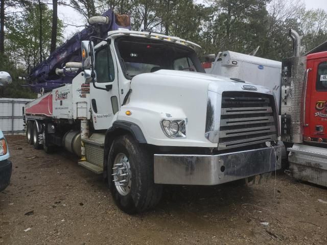 2019 Freightliner 114SD Concrete Pump Truck