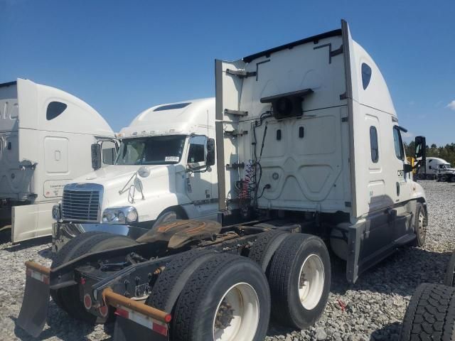 2019 Freightliner Cascadia 125 Semi Truck