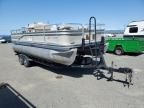 2015 Lowe Boat