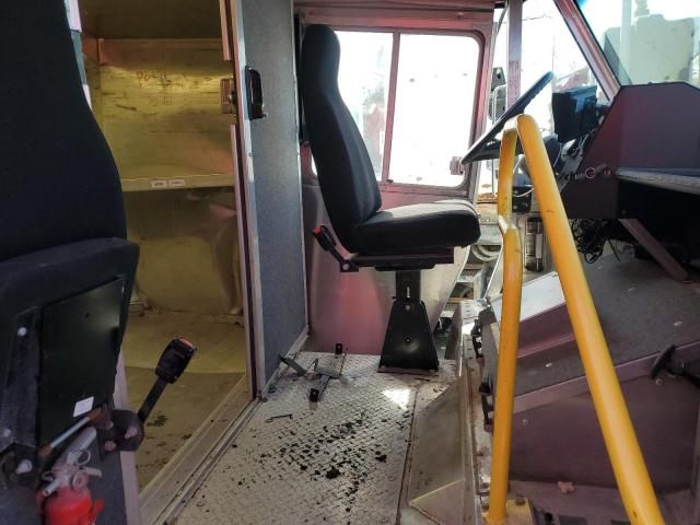 2022 Freightliner Chassis M Line WALK-IN Van