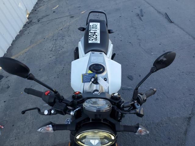 2023 Husqvarna Vitpilen 401/SVARTPILEN 401