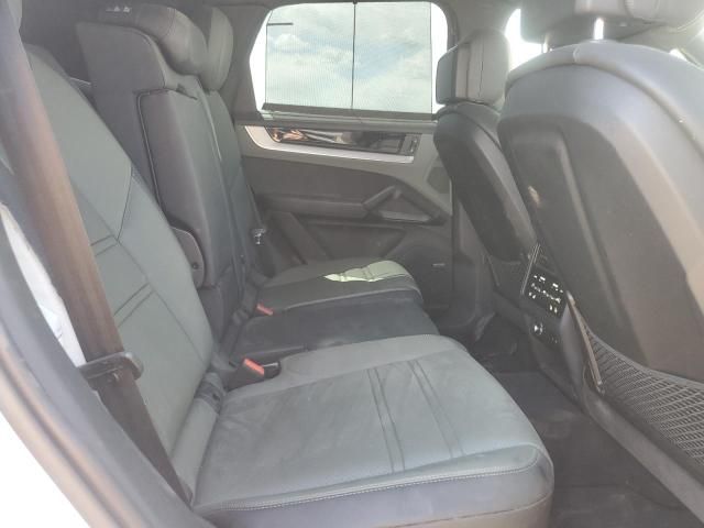 2024 Porsche Cayenne