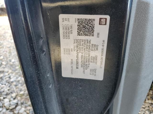 2023 GMC Savana G2500