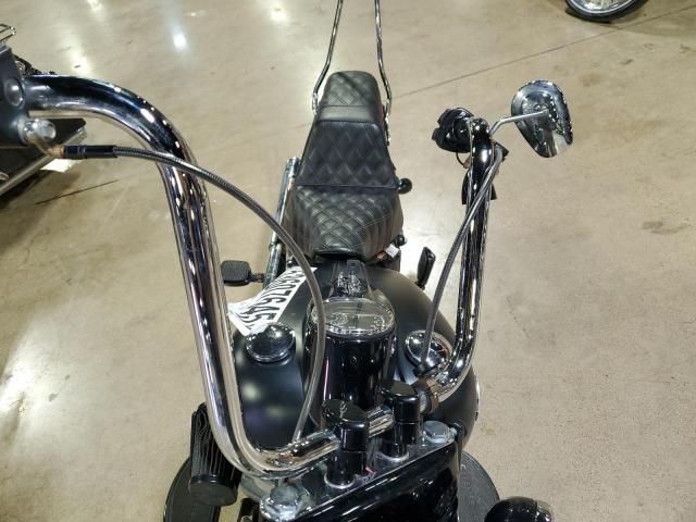 2017 Harley-Davidson FLS Softail Slim