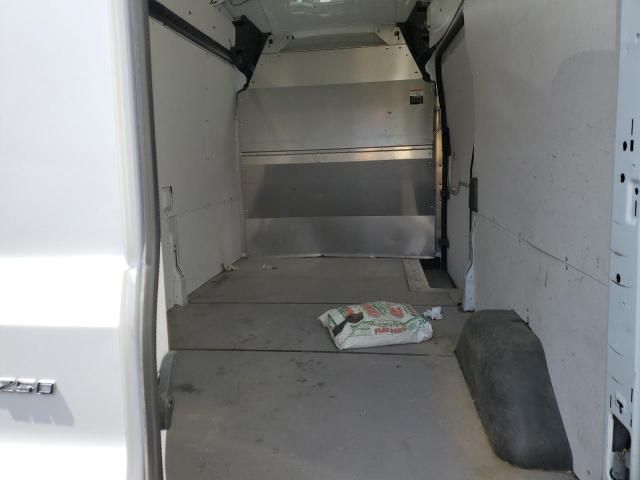 2022 Ford Transit T-250