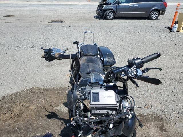 2016 Harley-Davidson Flhxse CVO Street Glide