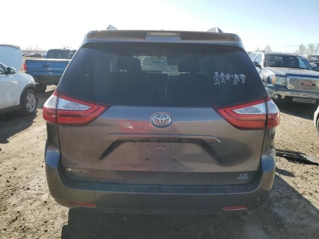 2016 Toyota Sienna LE