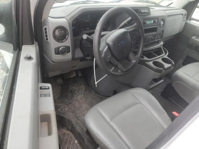 2023 Ford Econoline E350 Super Duty Cutaway Van